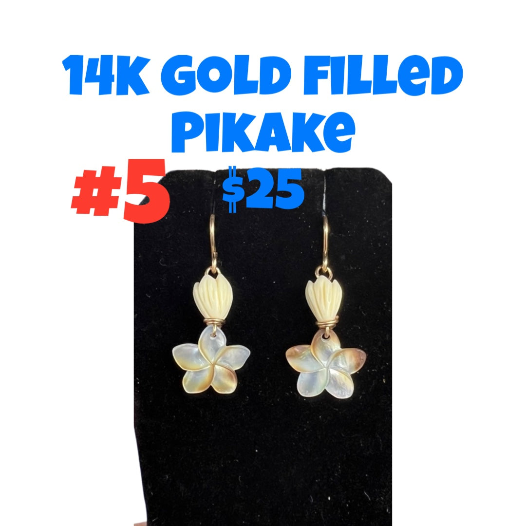 PIKAKE EARRINGS