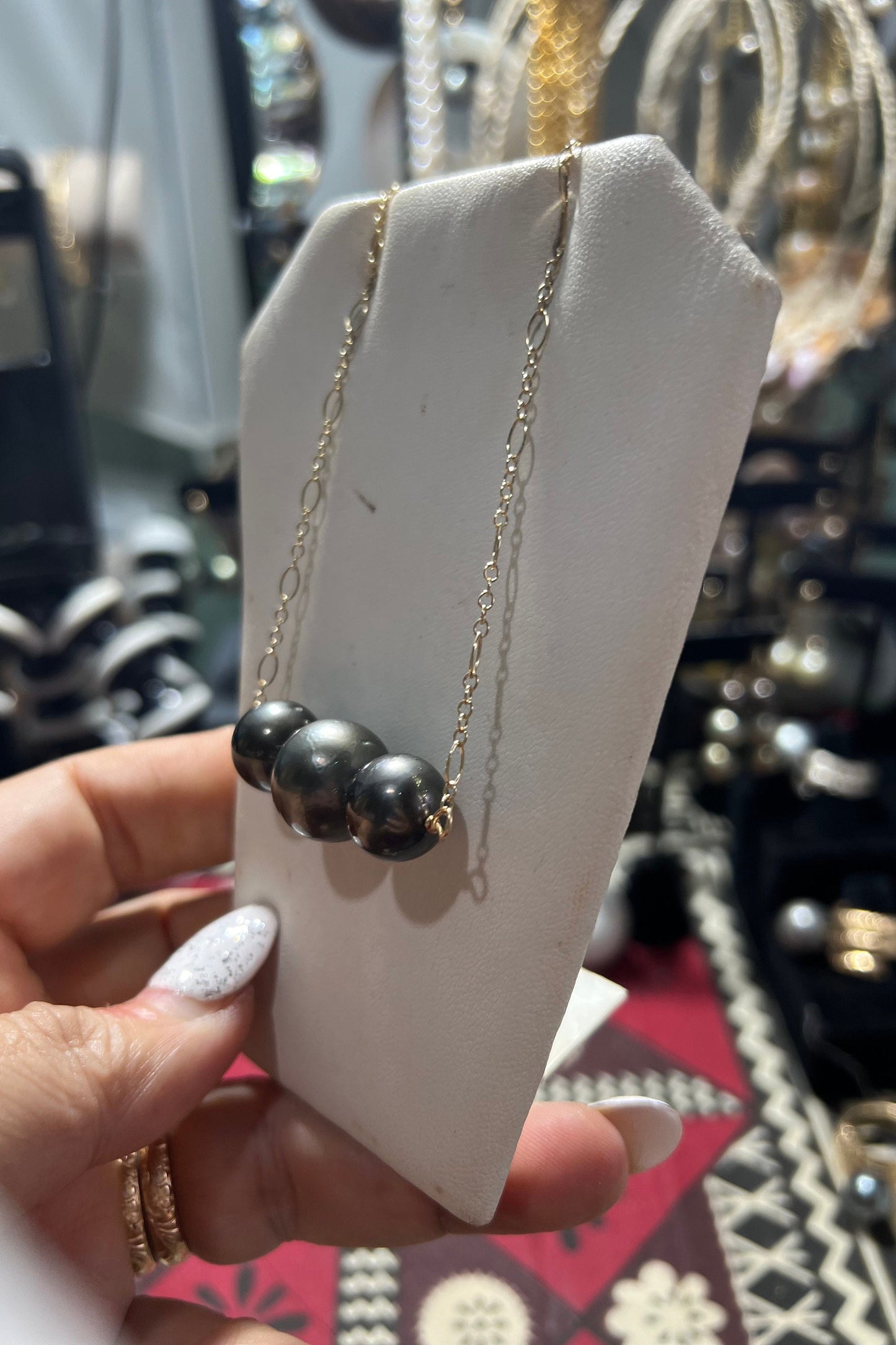 Tahitian pearl horizontal necklace