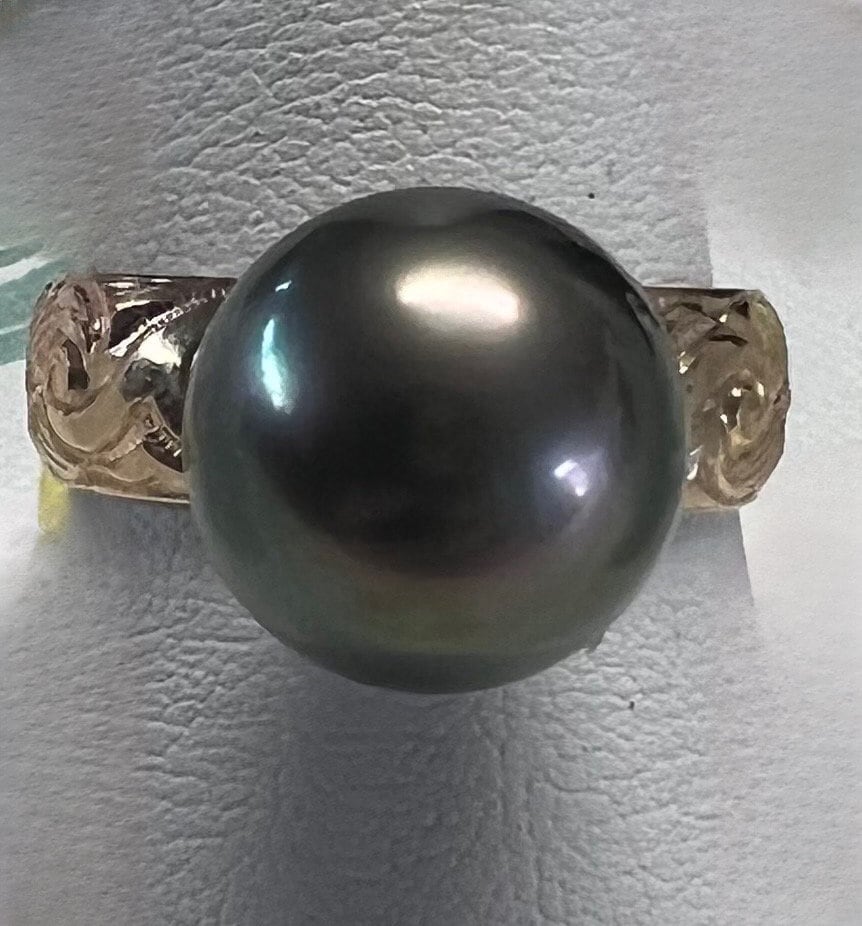 Tahitian pearl ring