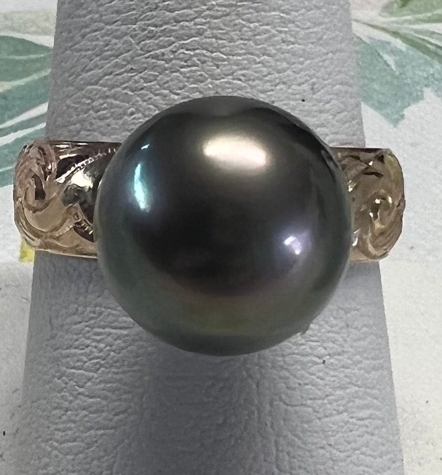 Tahitian pearl ring