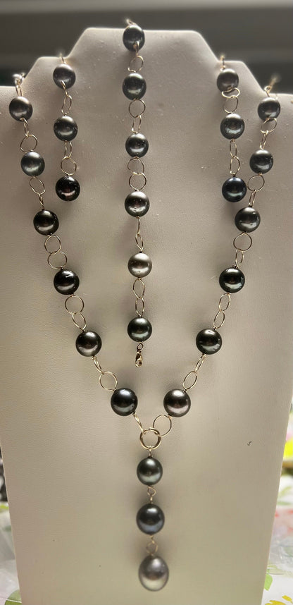 Tahitian black pearl link set