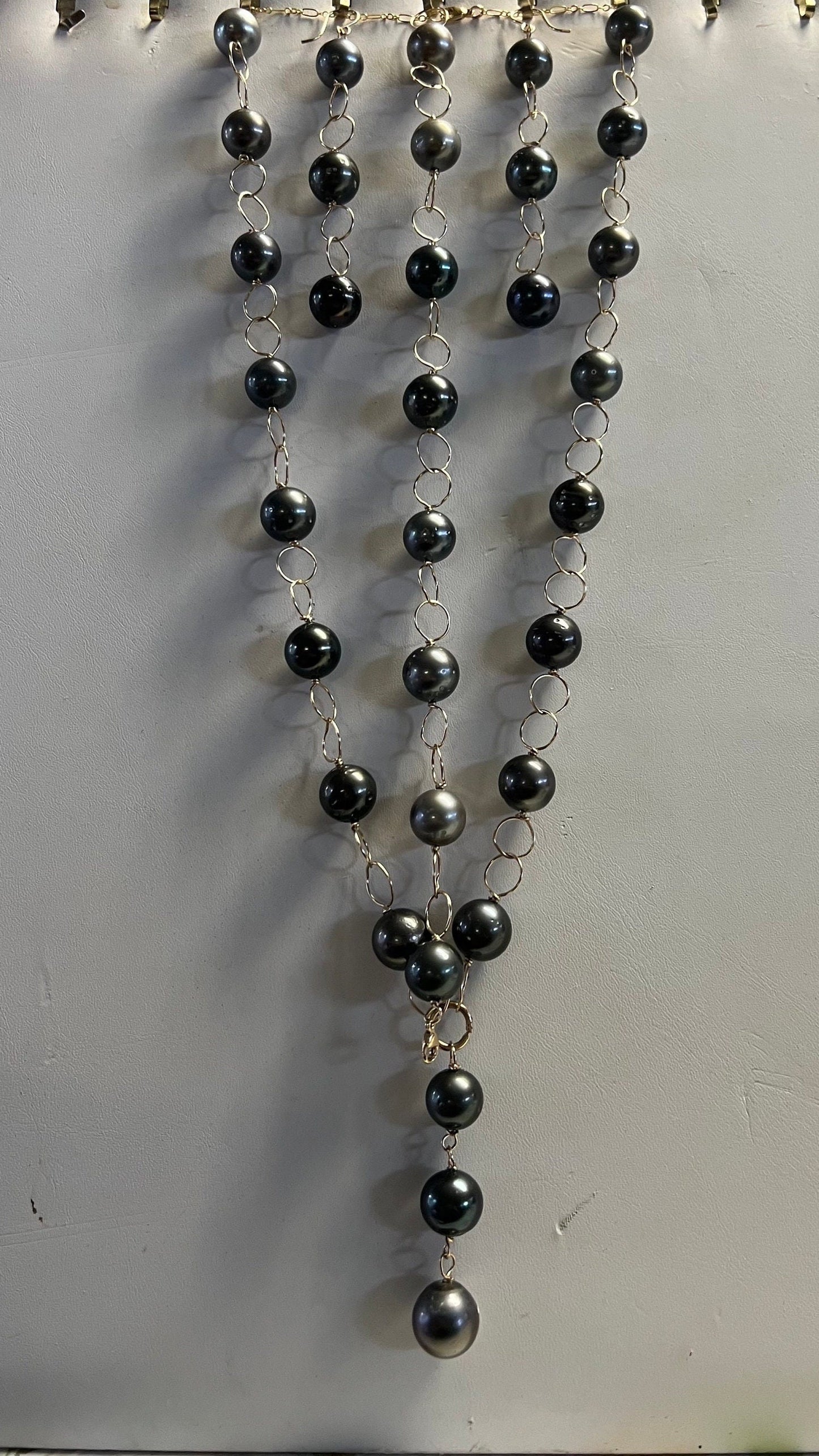 Tahitian black pearl link set