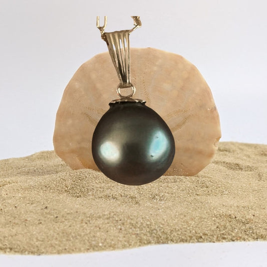 Tahitian Black Pearl Pendant