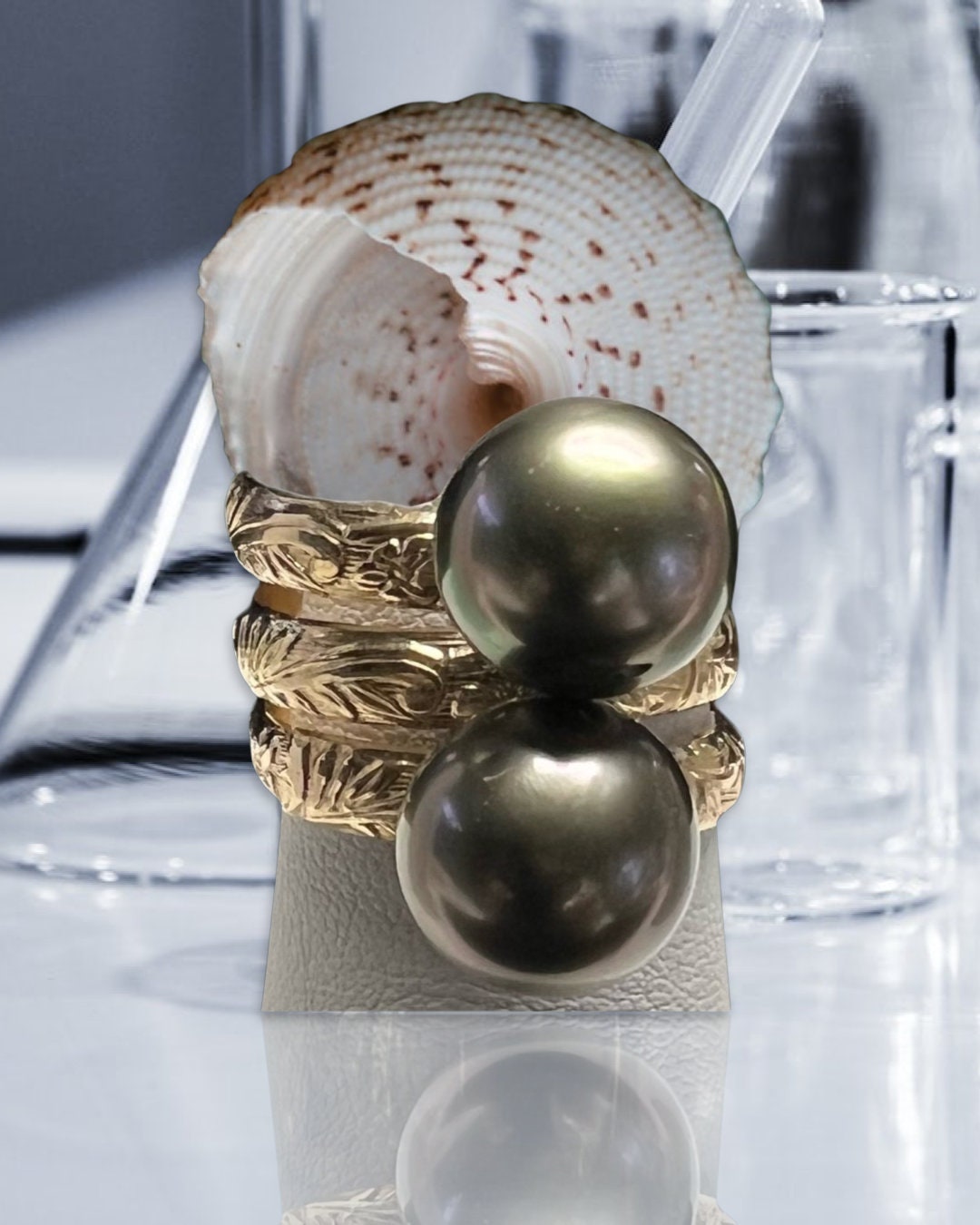 Double tahitian pearl angel ring