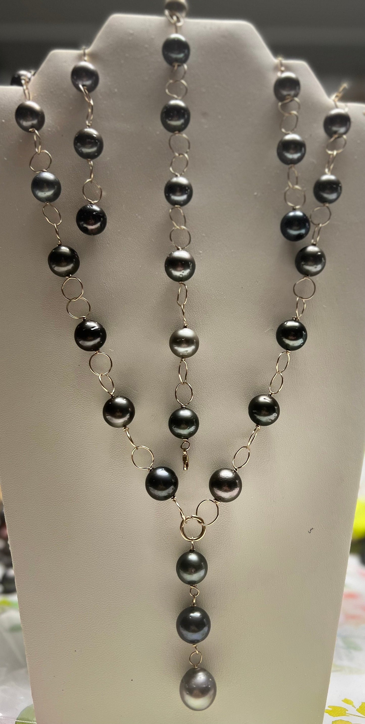 Tahitian black pearl link set