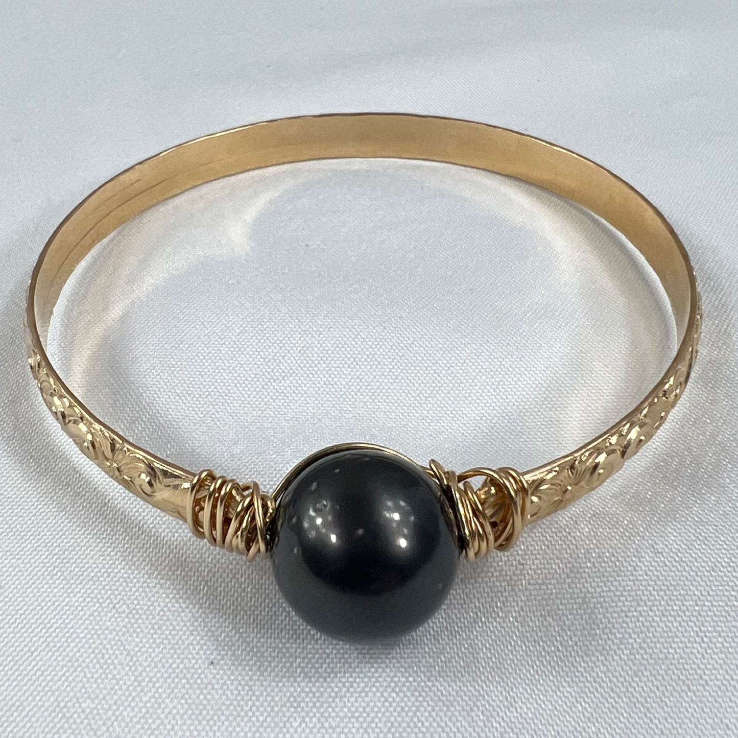 14mm Tahitian pearl bangles