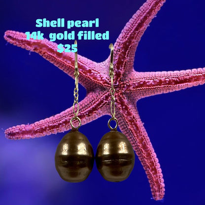 Shell pearl earrings