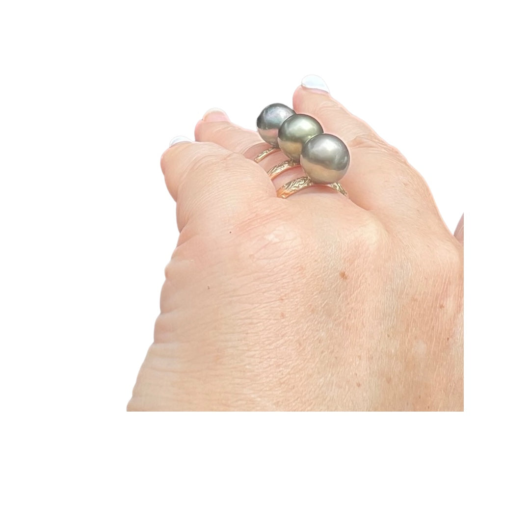 Triple tahitian pearl angel ring