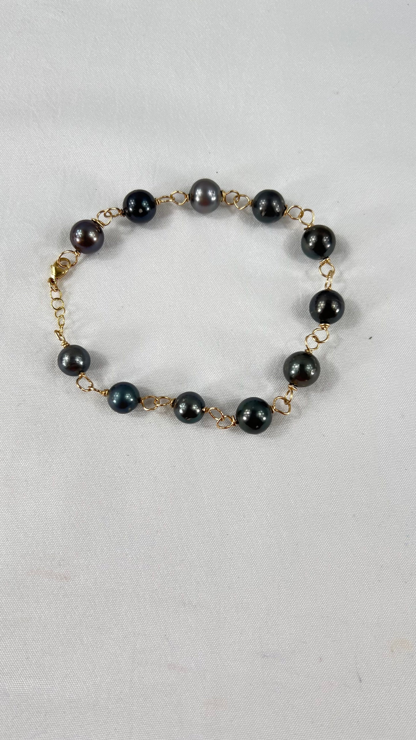 Tahitian pearls link bracelets