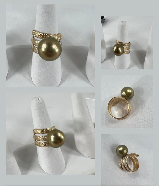 RARE PISTACHIO pearl ring